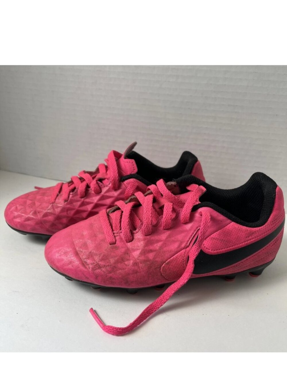 Nike Tiempo Youth Soccer Cleats Pink Black Size 12C